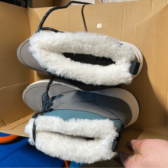 Timberland Women’s Boroughs Project Grey Waterproof Winter Pull On Boots - Picture 3 of 5